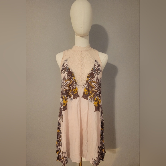 Free People Marsha Blush Combo Floral Printed Slip Dress Lace Neck XS - Picture 2 of 8